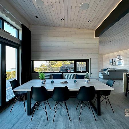Brand New Beautiful Cabin View Wifi Sonos System 라비크 외부 사진